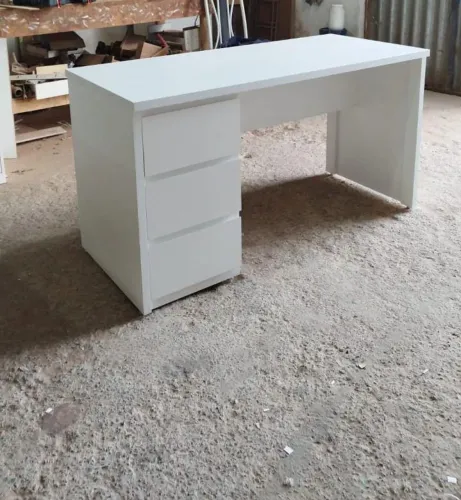 MESA/BIRO - Material de excelente qualidade, móvel planejado!