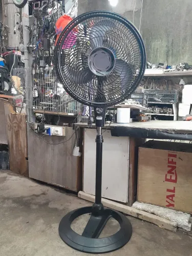 Ventilador Malory 40cm de pé