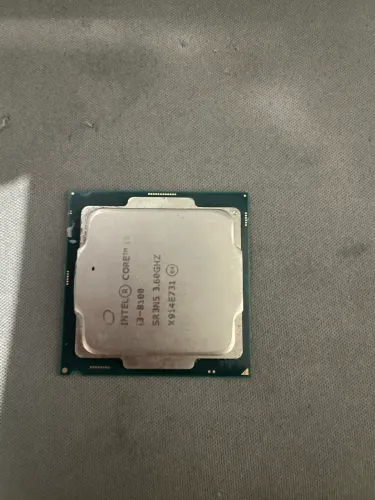 Intel Core i3-8100 | 8ª Geração | 3.6GHz 
