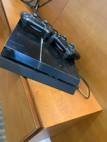 Troca de ps4 fat por um iPhone 14 Pro 