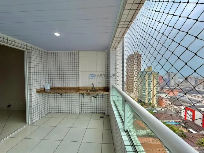 Apartamento à venda em Praia Grande na Vila Tupi com 2 Dormitórios
