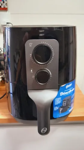 Air Fryer Oster Preta 