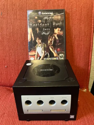 Nintendo Gamecube C/ Jogo Resident Evil Zero