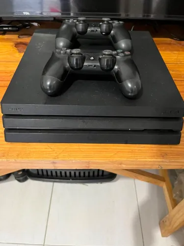 PS4 pro 1tb
