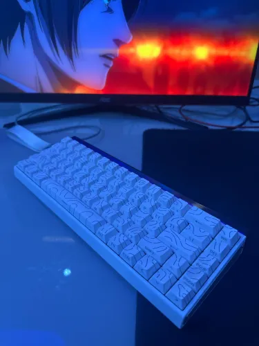 TECLADO AULA HERO 68HE