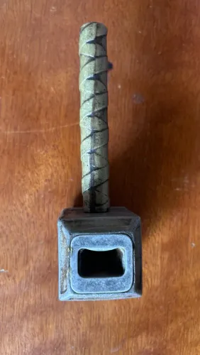 Abridor de Garrafa Martelo do Thor Mjölnir - Marvel