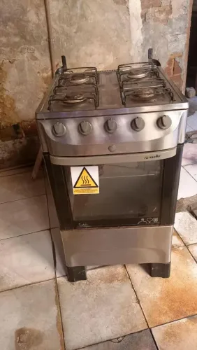 Fogão no precinho