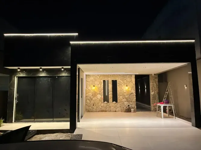 Casa à venda mobiliada no Condomínio Cidade Jardim 2
