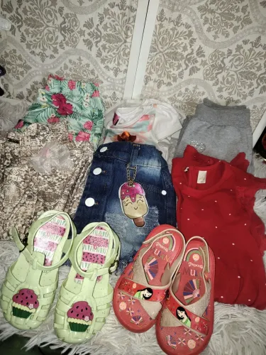 Lote de roupas infantil menina tm 2/3 anos 30 peças