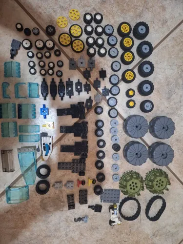 LEGO lote de Rodas, chassis, cabines e esteiras originais 