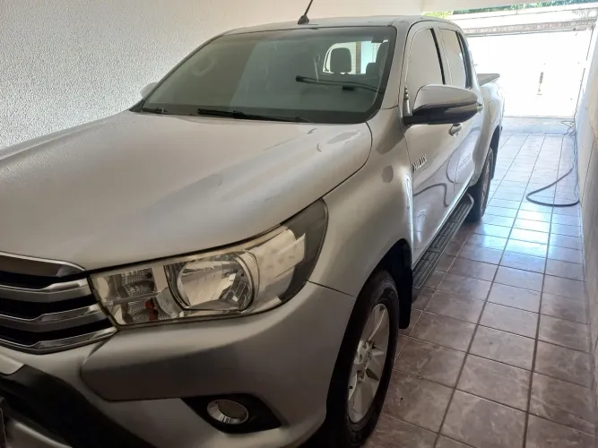 Toyota Hilux CD SRV 4X4 2.8 TDI Diesel Aut. 2016