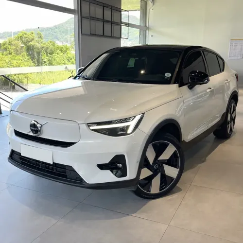 Volvo C40 Recharge Pure Eletric (elétrico) 2022