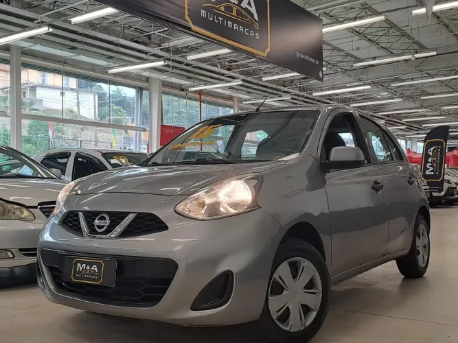 Nissan March S 1.0 12V Flex 5P 2015