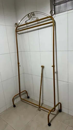 Arara de roupa