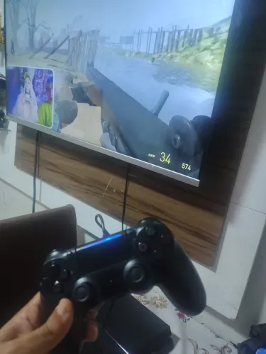 Ps4 FAT 500 gb uma manete