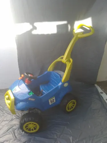 Carrinho infantil passeio