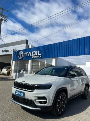 Jeep Commander Limited T270 1.3 TB Flex AUT 2023