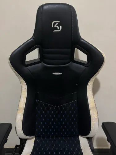 Cadeira Noblechairs SK Gaming