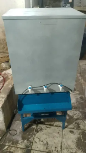 Bebedouro industrial 100 litros funcionando perfeitamente