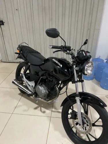 fan 125 a mais nova