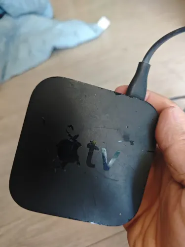Apple TV 3a Geracao Full HD Com Controle Remoto Original e Cabo