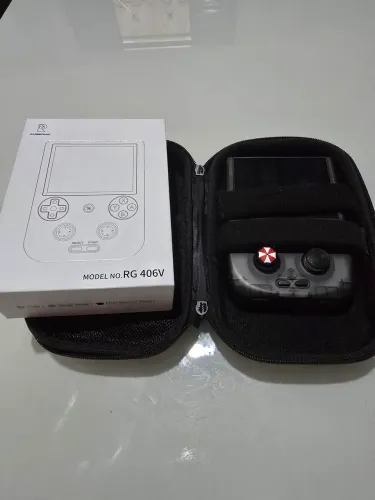 Vendo Anbernic RG406v