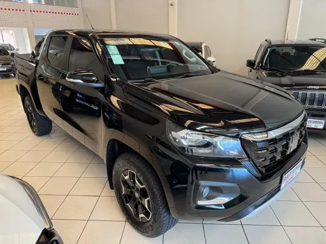 Fiat Titano Volcano 2.2 16V 4X4 TB Die. Aut. 2025