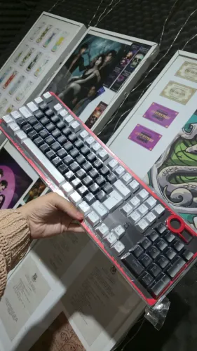 KeyCaps em pbt Preto e brancas