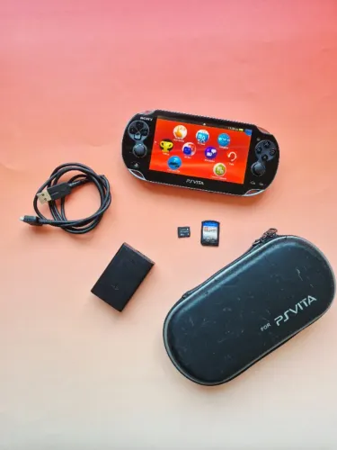 PS Vita OLED Preto 16GB Lotado de Jogos + Jogo Mídia Física Lego Marvel