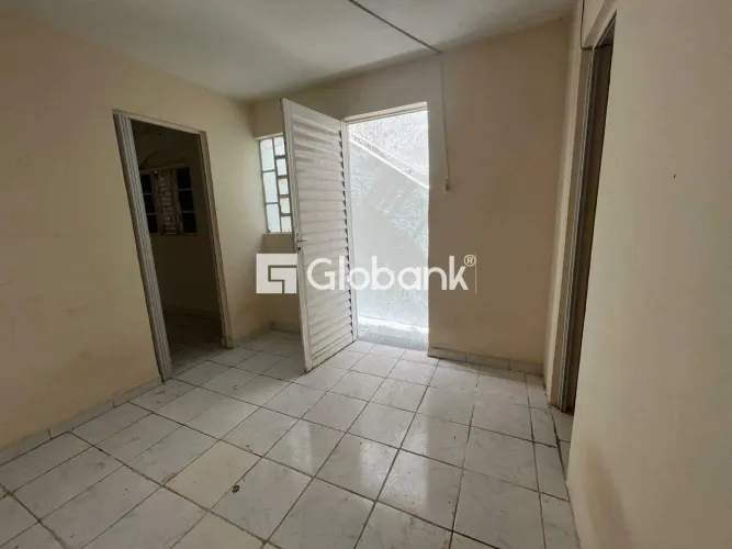 kitnet para locação no Centro 35m2, 1 quarto.