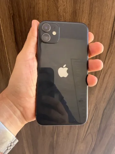 Iphone 11 - 128gb . Todo original.