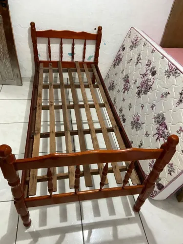 2 camas de solteiro 