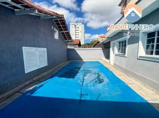 Casa residencial com 6 quartos e 2 suítes à venda no Santa Branca, Belo Horizonte