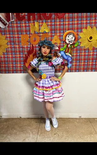 Alugo vestido junino 