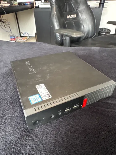 PC LENOVO THINKCENTRE M910q