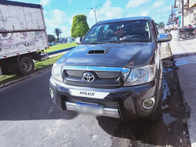 Toyota Hilux CD SRV D4-d 4X4 3.0 TDI Diesel AUT 2011