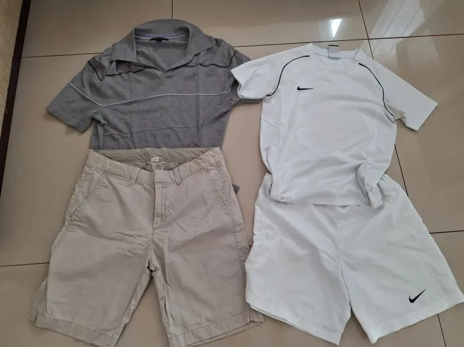 Roupas l tam 12/14  90.00 cada conjunto 