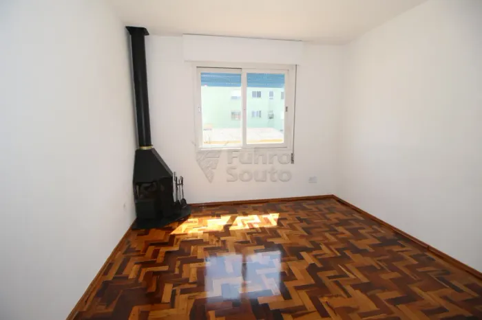 Apartamento Padrão em Pelotas