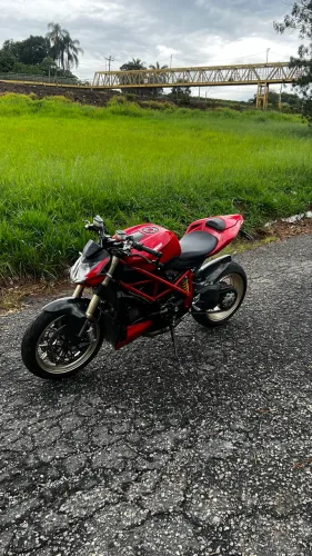 Ducati streetfighter 848