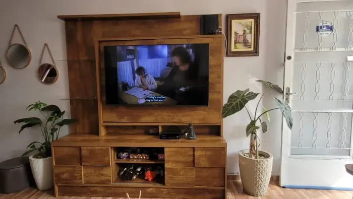 Estante de sala
