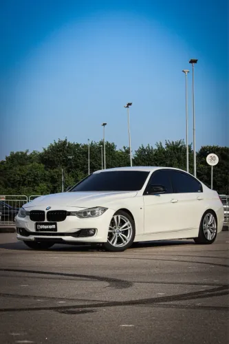 BMW 320I A Modern/sport TB 2.0/a.flex 16V 4P 2015