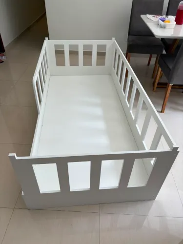 Cama montessoriana