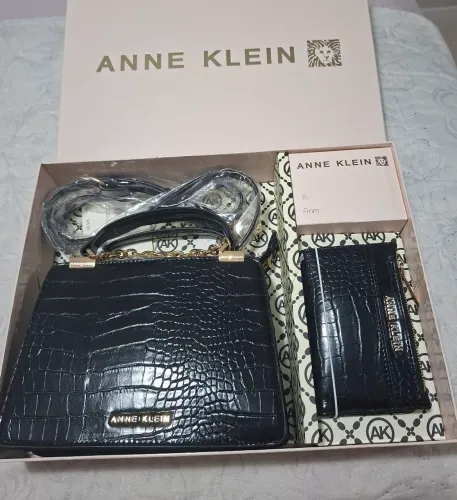 Bolsa Anne Klein com carteira