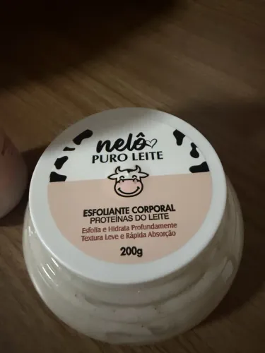 Esfoliante de corpo puro leite