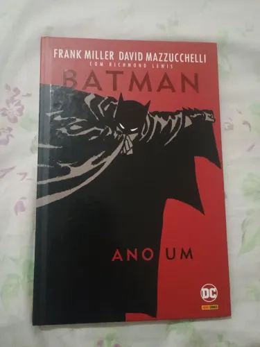 Batman Ano Um (Capa Dura) - Excelente Estado 