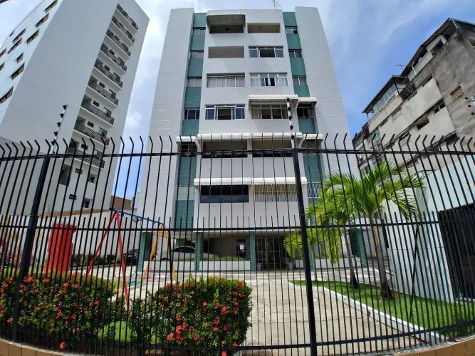 Apartamento à venda nos Aflitos | 3 quartos, 1 suíte | Lazer completo | Próximo à Av. Rosa