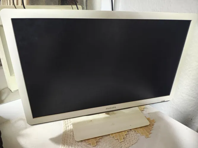 Tv Led Phillips 22"