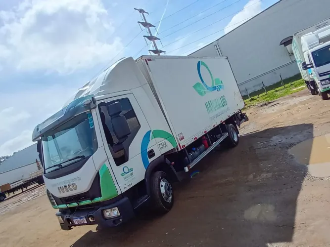 Iveco 11190 - 2023 COM LEITO CAMA