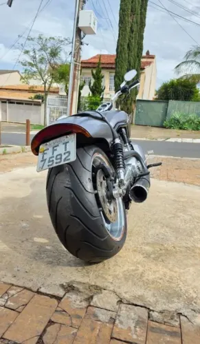 Moto Harley Davidson 14/14 VRSCF 1250 cilindrada - Revisada - Só 16 mil km - Aceito Troca