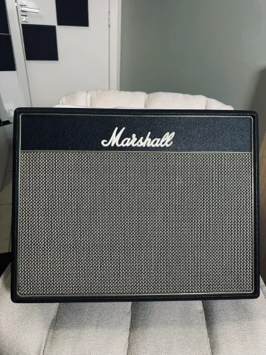 Amplificador Marshall Class 5 combo 